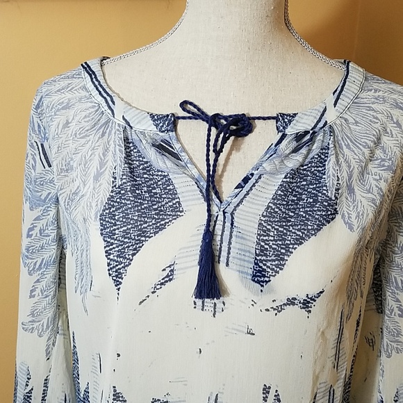 Rose & olive small Sheer Tassel Boho Feather top - Picture 2 of 8